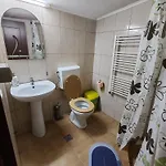 Πανσιόν Arthouse Lucrezia 3*