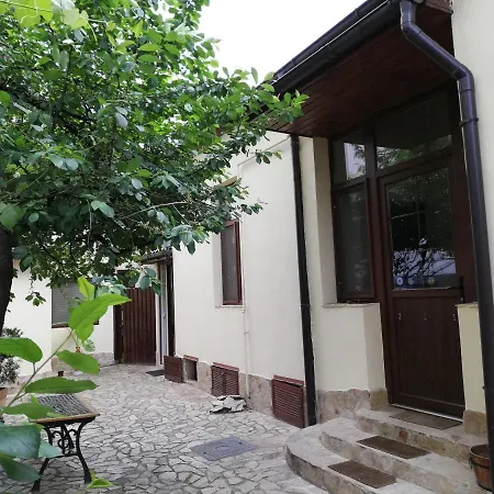 Arthouse Lucrezia 3*