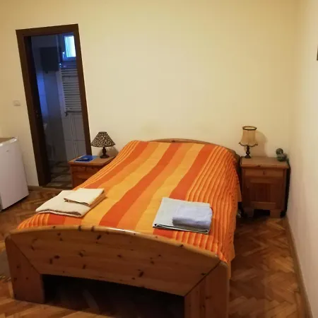 Arthouse Lucrezia Guest house Timisoara