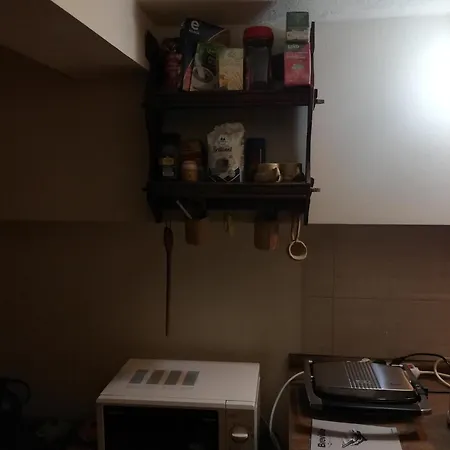 Arthouse Lucrezia بيت ضيافة