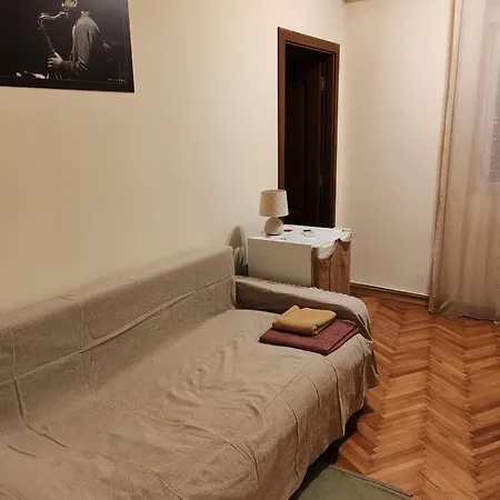 Arthouse Lucrezia