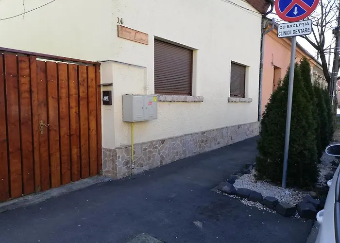 Гостьовий будинок Arthouse Lucrezia Тімішоара