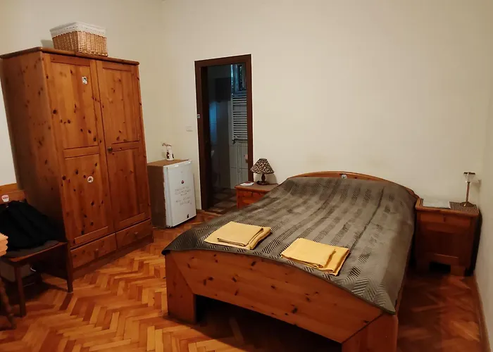 Гостьовий будинок Arthouse Lucrezia 3*