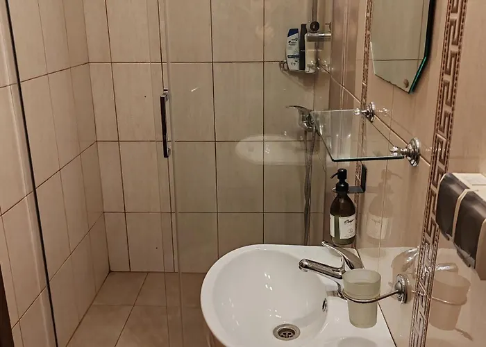 Arthouse Lucrezia Pensionat 3*